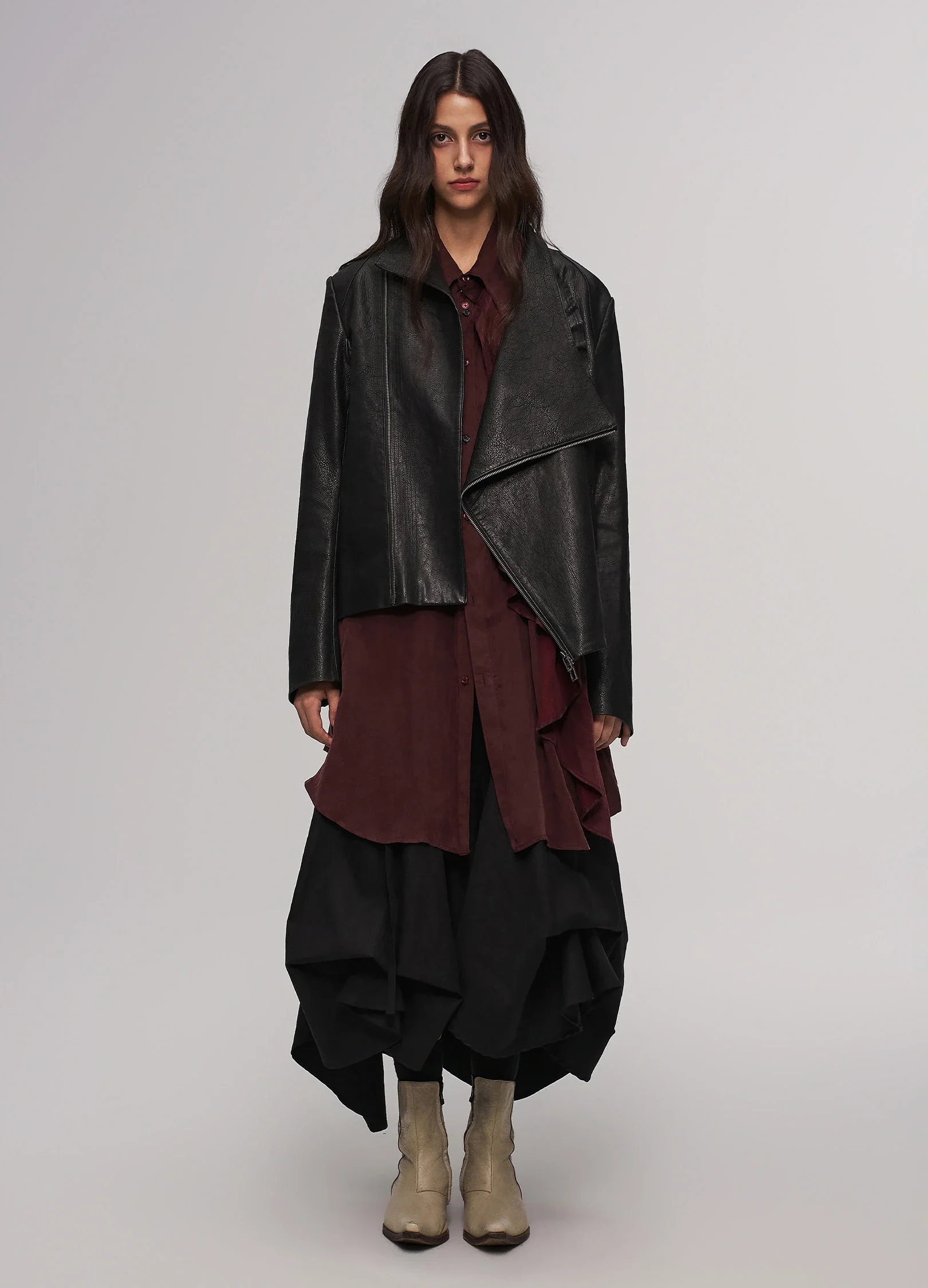 ILNYA NIETERNITE NIFUTUR